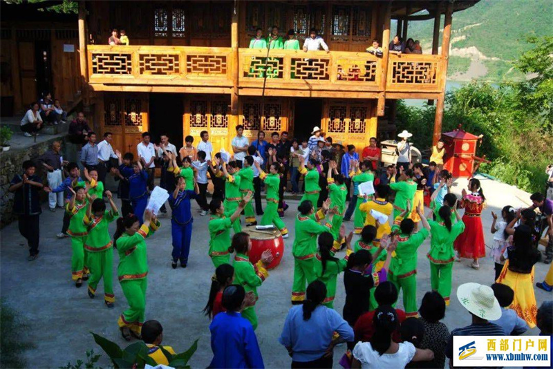 春节就到酉阳玩!这份游玩攻略请收好→(图2) 春节就到酉阳玩!这份游玩攻略请收好→(图2)