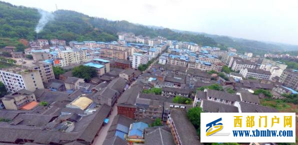 重庆潼南区一个大镇,因两溪交汇得名,是历史文化名镇(图1) 重庆潼南区一个大镇,因两溪交汇得名,是历史文化名镇(图1)