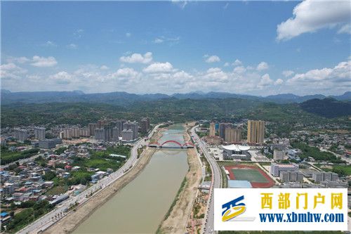 甘肃成县打通“断头路”服务民生促发展(图1) 甘肃成县打通“断头路”服务民生促发展(图1)