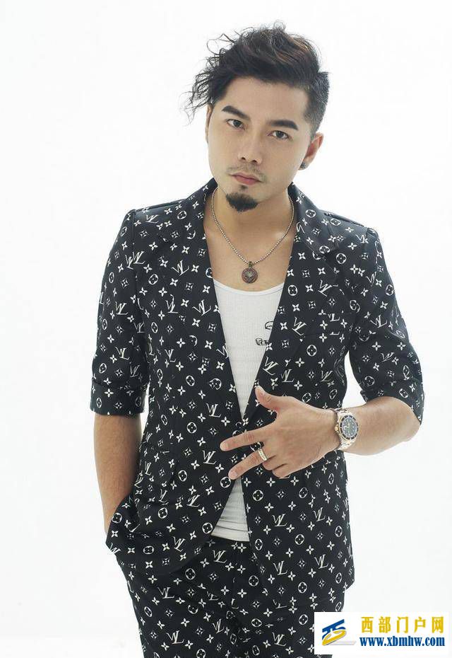 广西10大男神:谁说广西没有帅哥?(图2) 广西10大男神:谁说广西没有帅哥?(图2)