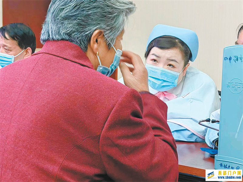 践行南丁格尔誓言 护佑高原人民健康——写在第112个“5·12”国际护士节(图3) 践行南丁格尔誓言 护佑高原人民健康——写在第112个“5·12”国际护士节(图3)