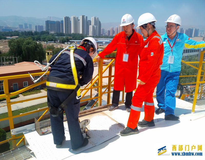 国家粮食和物资储备局甘肃局到兰州输油气分公司开展成品油应急储备调研(图1) IMG_20230704_115324.jpg