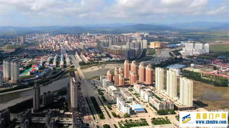 时政新闻眼丨习近平赴黑龙江看望慰问受灾群众,重点关注了什么(图3) 时政新闻眼丨习近平赴黑龙江看望慰问受灾群众,重点关注了什么(图3)