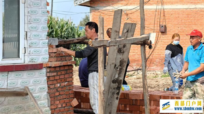 时政新闻眼丨习近平赴黑龙江看望慰问受灾群众,重点关注了什么(图6) 时政新闻眼丨习近平赴黑龙江看望慰问受灾群众,重点关注了什么(图6)