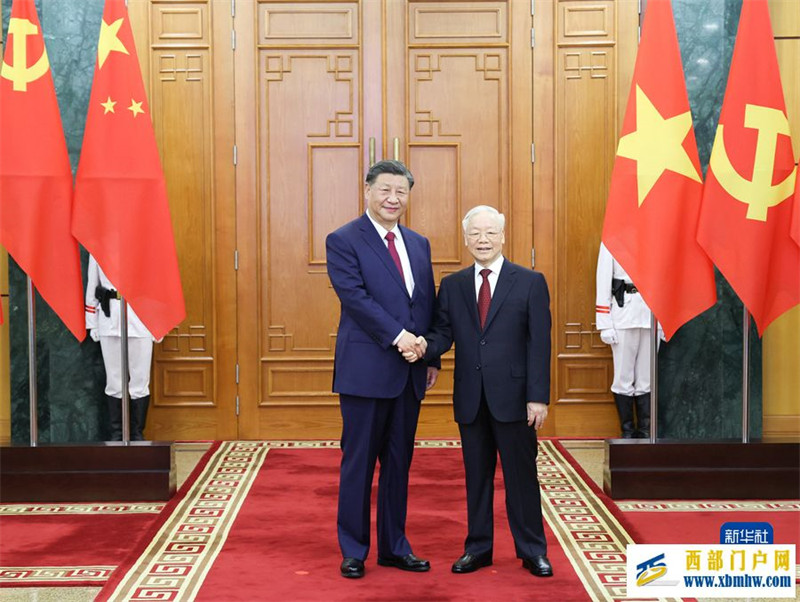 习近平同越共中央总书记阮富仲举行会谈(图6) 习近平同越共中央总书记阮富仲举行会谈(图6)