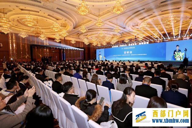 发展新质生产力 首届全球前沿科学50人智库论坛在成都举行(图5) 发展新质生产力 首届全球前沿科学50人智库论坛在成都举行(图5)