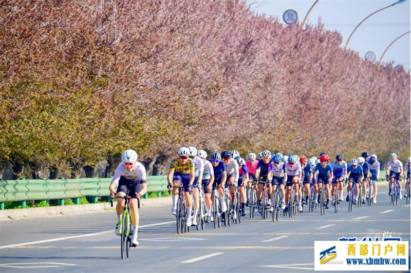 秦岭(周至)自行车公开赛开启骑行季帷幕(图2) 秦岭(周至)自行车公开赛开启骑行季帷幕(图2)