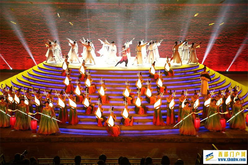 再现“山河诗长安” 西安城墙《梦长安——大唐迎宾盛礼》震撼复演(图12) 再现“山河诗长安” 西安城墙《梦长安——大唐迎宾盛礼》震撼复演(图12)