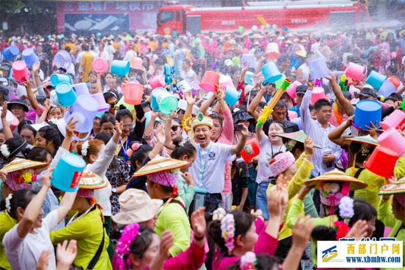 有一个美丽的地方叫德宏(图1) 有一个美丽的地方叫德宏(图1)