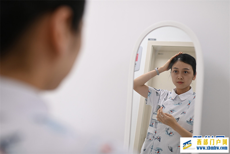 “医”路同行的“90后”护士夫妻(图1) “医”路同行的“90后”护士夫妻(图1)