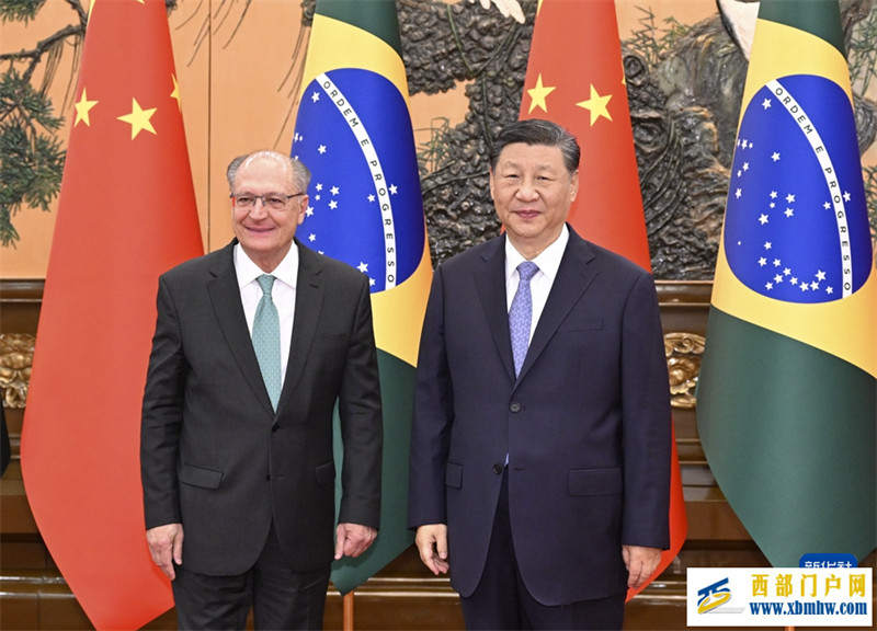 习近平会见巴西副总统阿尔克明(图1) 习近平会见巴西副总统阿尔克明(图1)