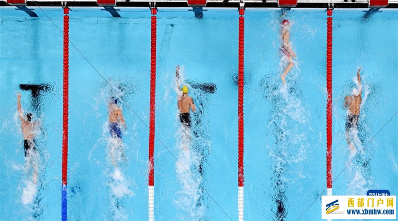 男子100米自由泳决赛：中国选手潘展乐夺冠(图41)