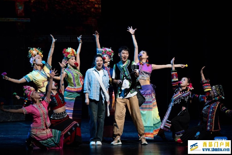 音乐剧《景迈有嘉木》在昆明演出(图3)