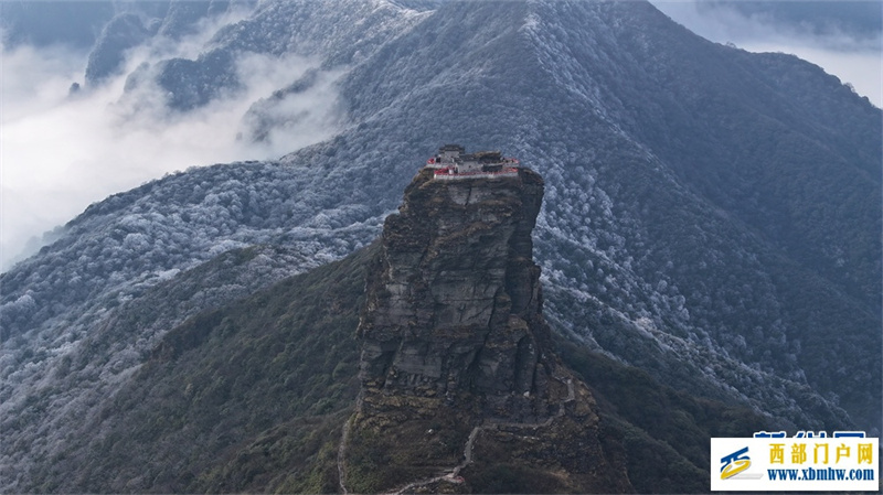 贵州梵净山:春日云海雾凇如画卷(图1) 贵州梵净山:春日云海雾凇如画卷(图1)