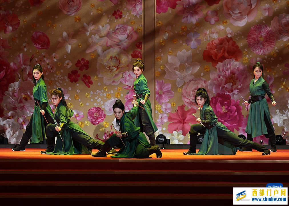 纪念“三八”国际妇女节中外妇女招待会在京举行(图3)